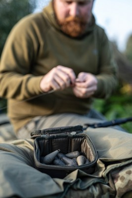 Korda Compac 100 Tackle Pouch Dark Kamo