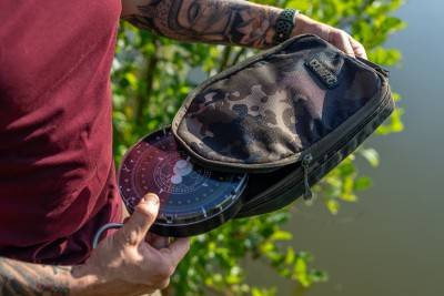 Korda Compac Scales Pouch