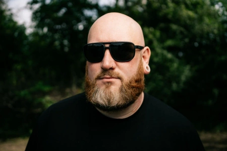 Nash Make It Happen Tracer Polarised Sunglasse Smoked Grey