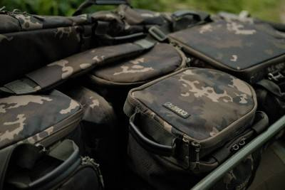 Korda Compac Buzz Bar Bag Large Dark Camo